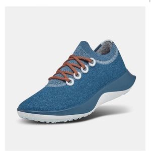 Allbirds Wool Dasher Mizzle Frost Navy Blue Red Laces
Womens Size 8